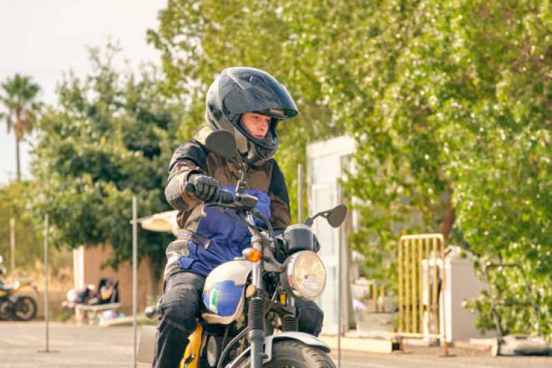 Habilitação para Moto Preço Jardim Governador Mário Covas III - Habilitação de Moto